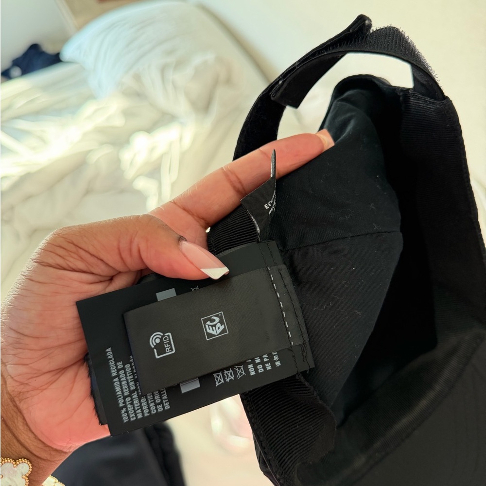 Prada Black Re Nylon Crossbody with Hat!!!! - Picture 9 of 12